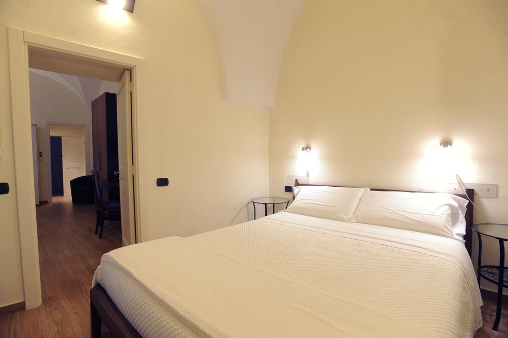 Negramaro Suite B&B Lecce Exterior foto