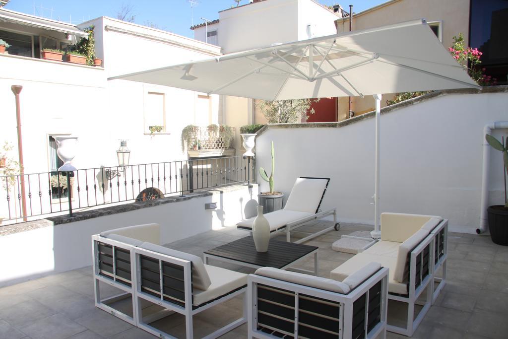Negramaro Suite B&B Lecce Exterior foto